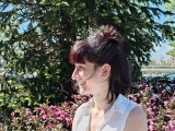 People shots: 3.5х (85mm) Bokeh Off - f/2.3, ISO 32, 1/200s - Sony Xperia 1 VI review