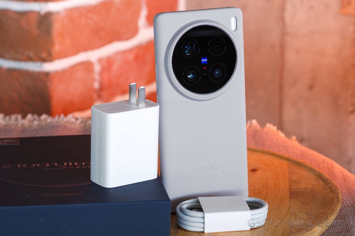 vivo x100 Ultra 16GB/512GB WHITE X100 Vivo Flip Camera Phone Price