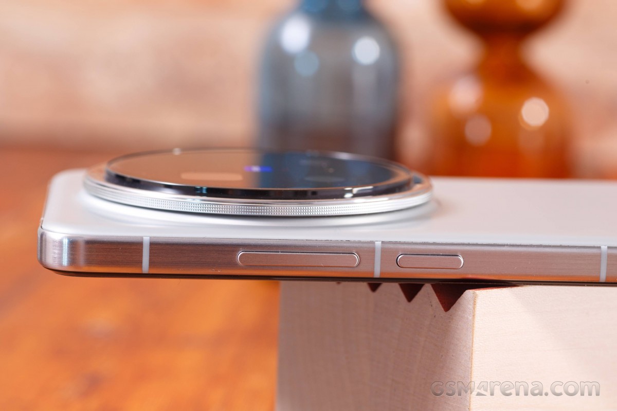 vivo X200 Pro (Global) review: Design, build quality, handling