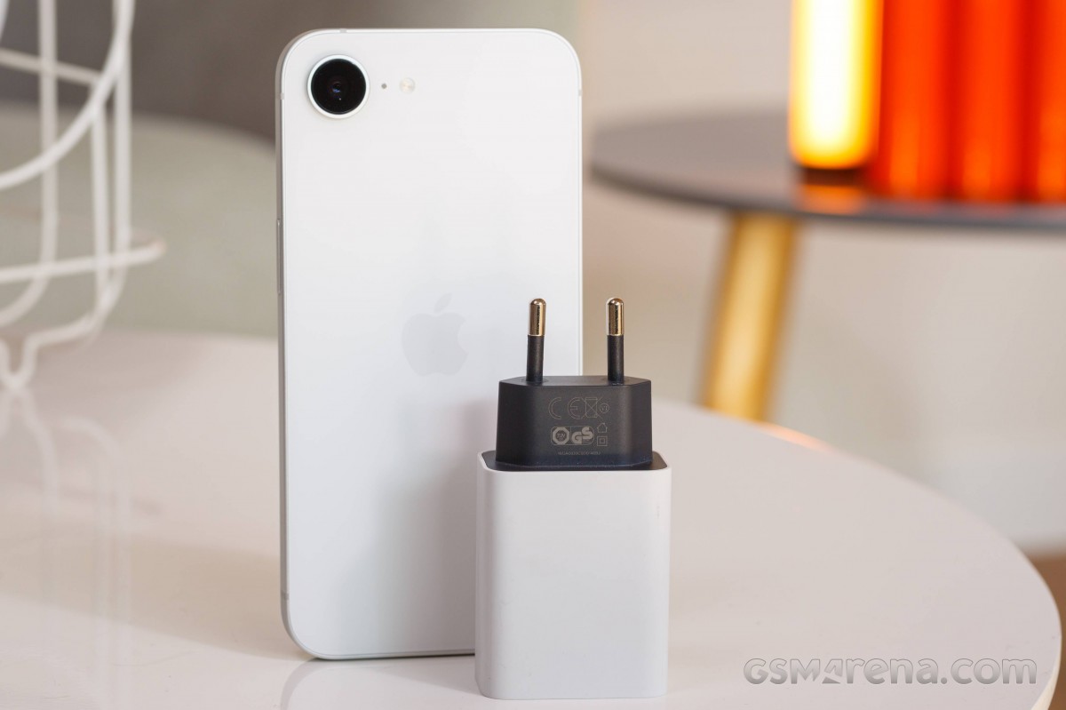 Apple iPhone 16e review: Lab tests - display, battery life