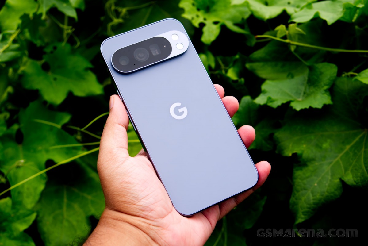 Google Pixel 10 Pro XL hands-on review: Design, display, charging