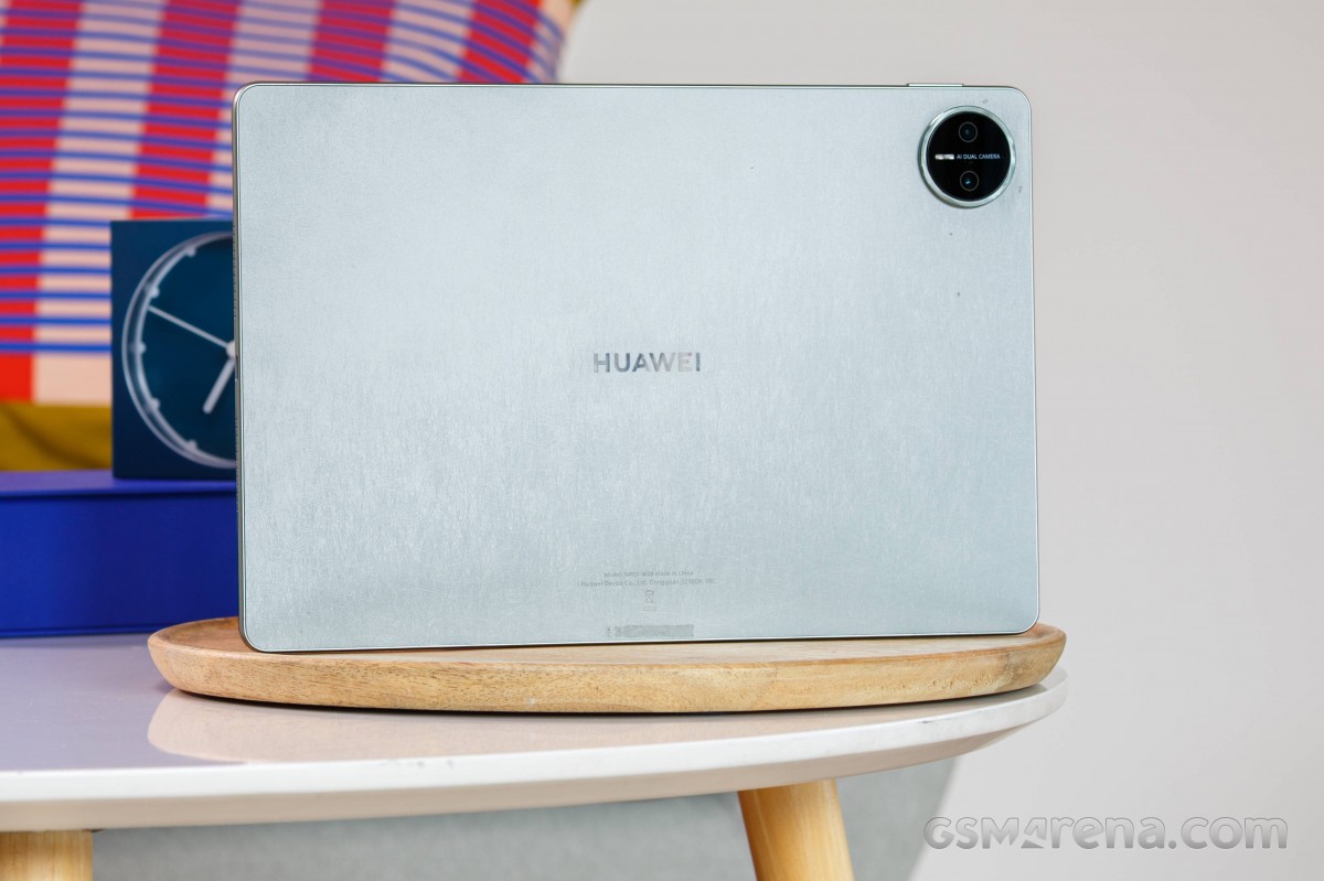 Huawei MatePad Pro 12.2 (2025) review: Design, build quality, handling