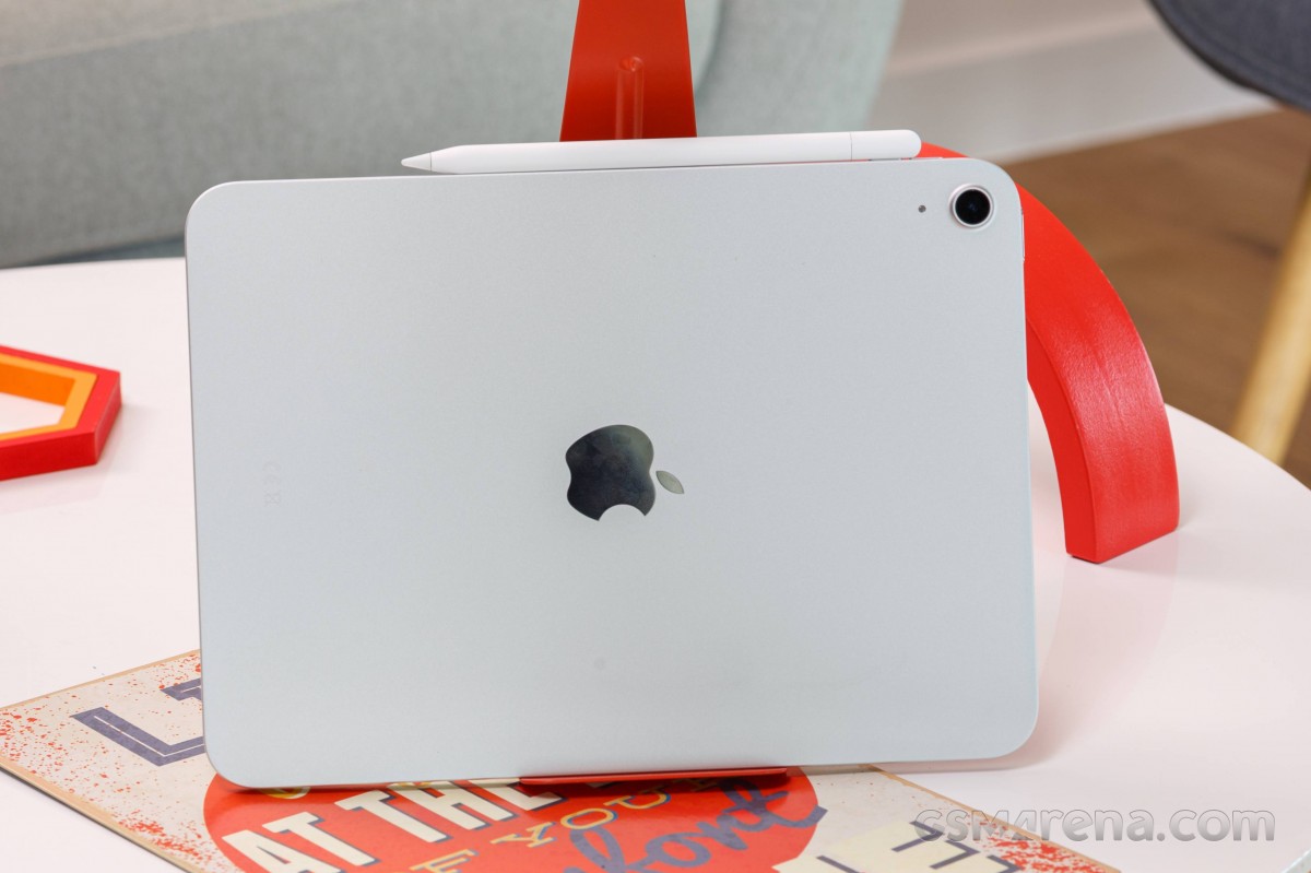 Apple iPad 11-inch A16 (2025) review: Design, build quality, handling