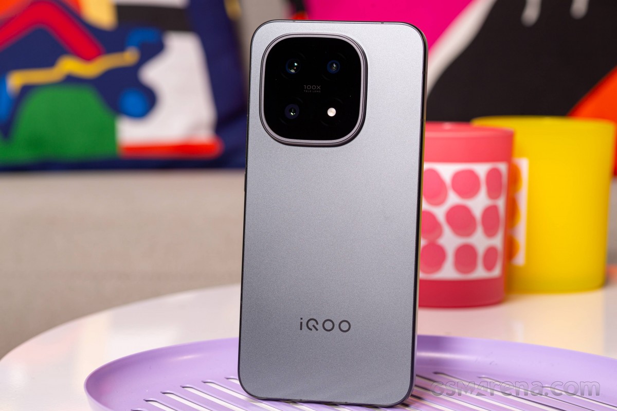 iQOO 15 review - GSMArena.com tests