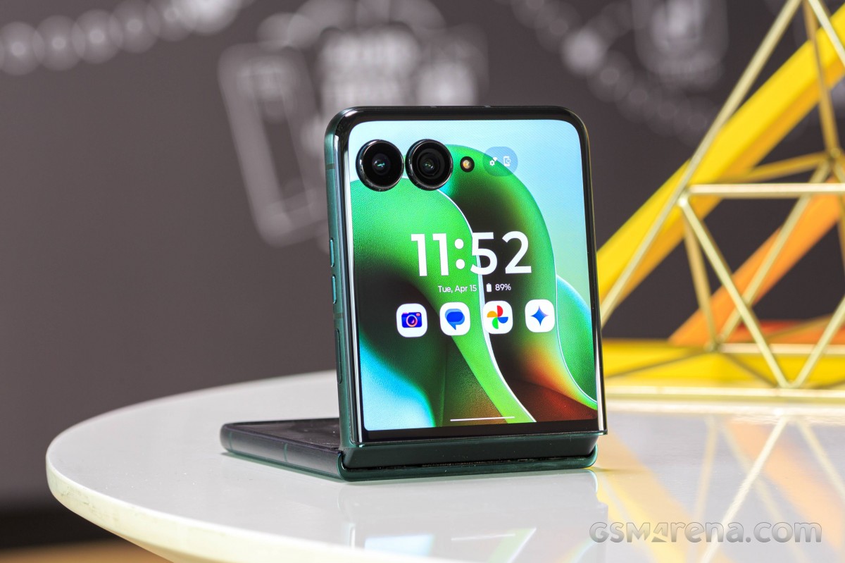 Motorola Razr 60 Ultra review: Software, performance