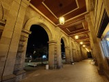 Low-light samples, ultrawide camera (0.6x) - f/2.0, ISO 2500, 1/20s - Oppo Find X9 Pro review