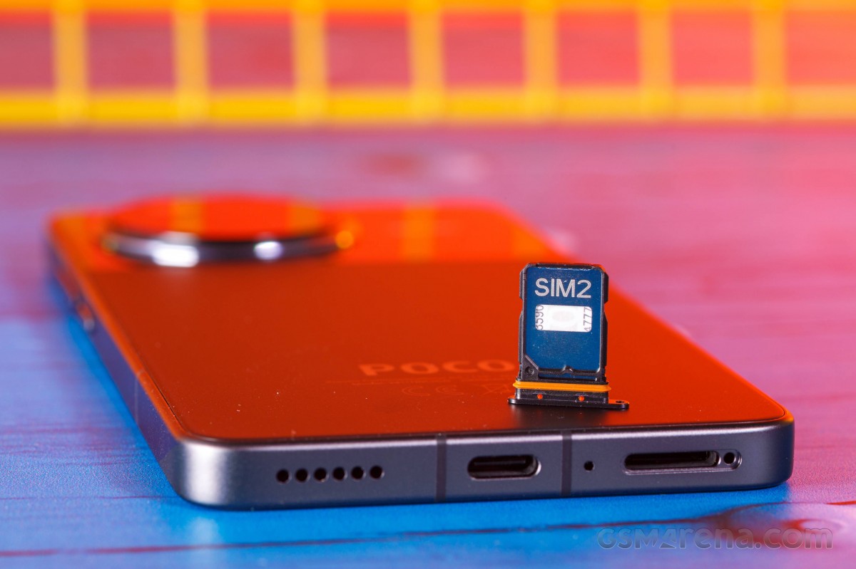 Dust-tight dual nano SIM tray (no eSIM option, though)