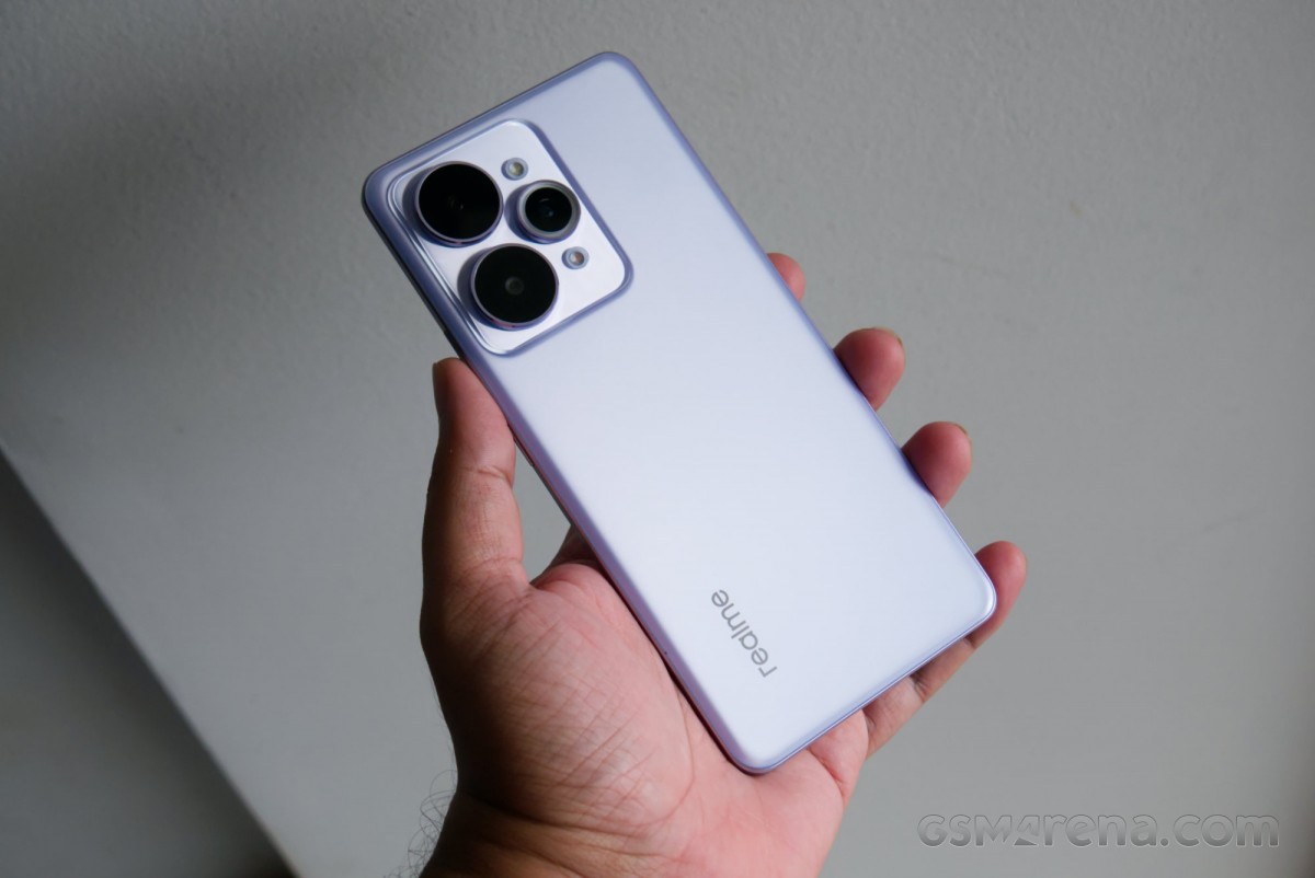 Realme 15 Pro hands-on review - GSMArena.com tests