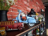 Main camera photos - f/1.8, ISO 400, 1/100s - Samsung Galaxy A26 review