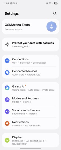 More One UI - Samsung Galaxy Z Flip7 FE review
