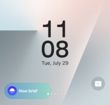 Cover screen - Samsung Galaxy Z Flip7 FE review