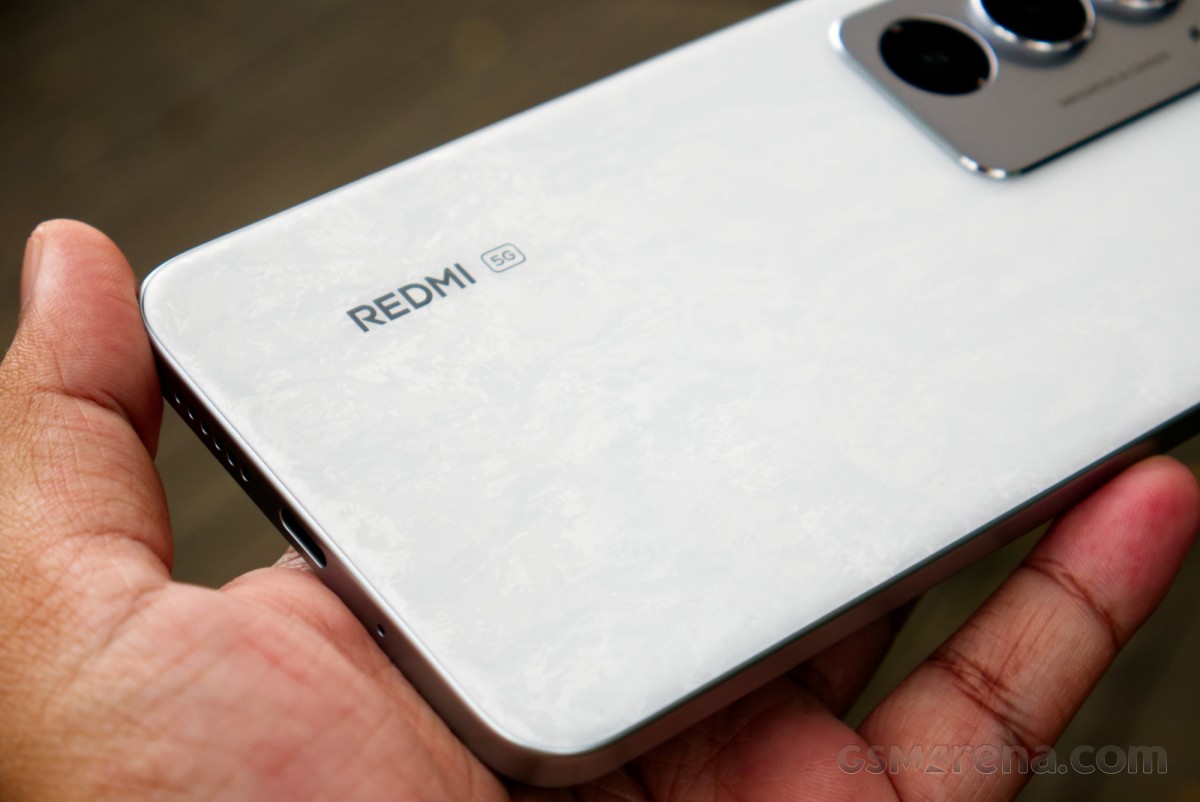 Xiaomi Redmi 15 5G hands-on review - GSMArena.com tests