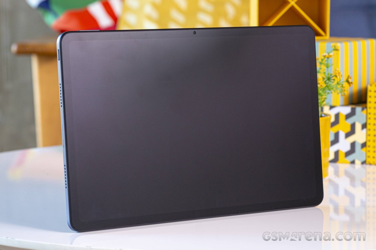 Xiaomi Redmi Pad 2 Pro review: Design, build quality, handling