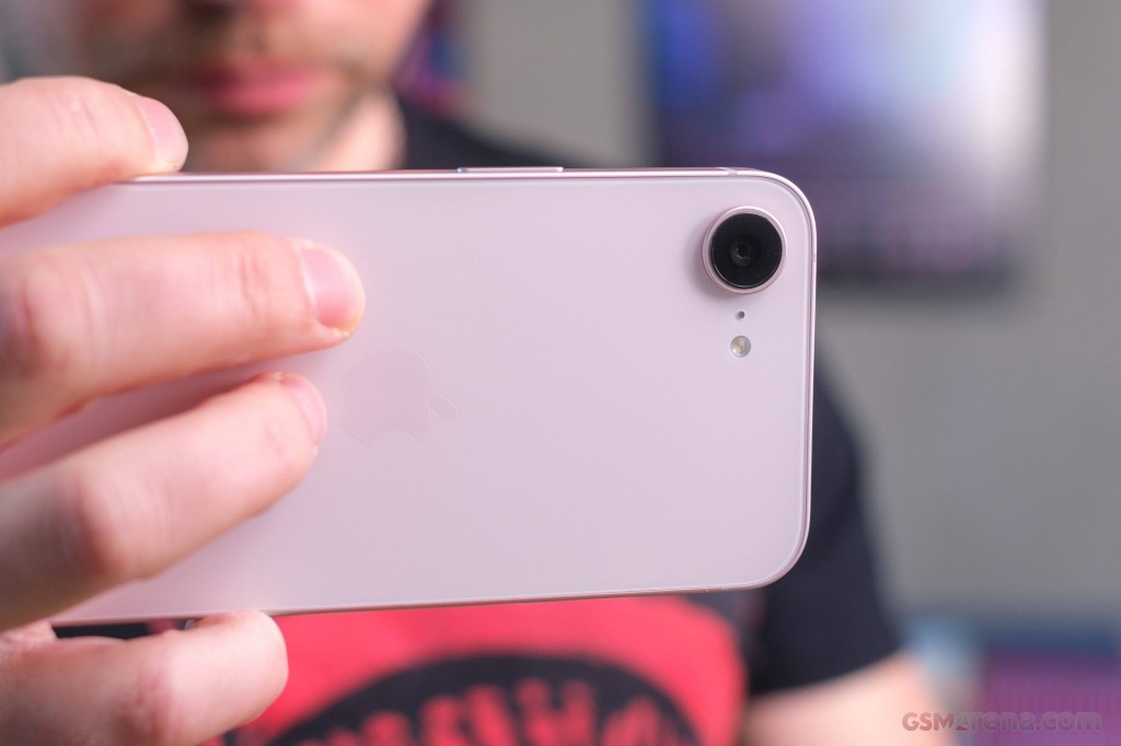 Apple iPhone 17e