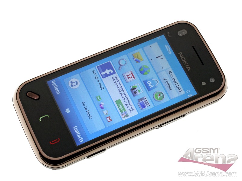 gsmarena_002.jpg